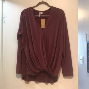 NEVER WORN Francesca’s Plus-Size Blouse